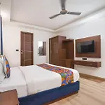 Fabhotel Golden Eye Inn